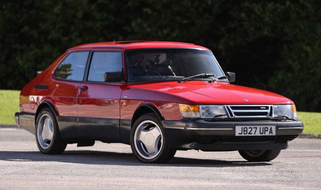 Read more about the article Saab 900 Turbo: The Car That Popularized Turbocharging